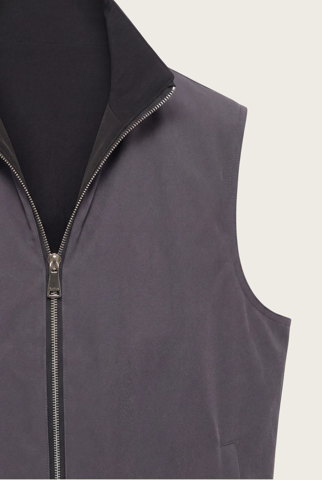 VESTE SANS MANCHE RÉVERSIBLE CAVIAR D'ANILINE Selvé Paris
