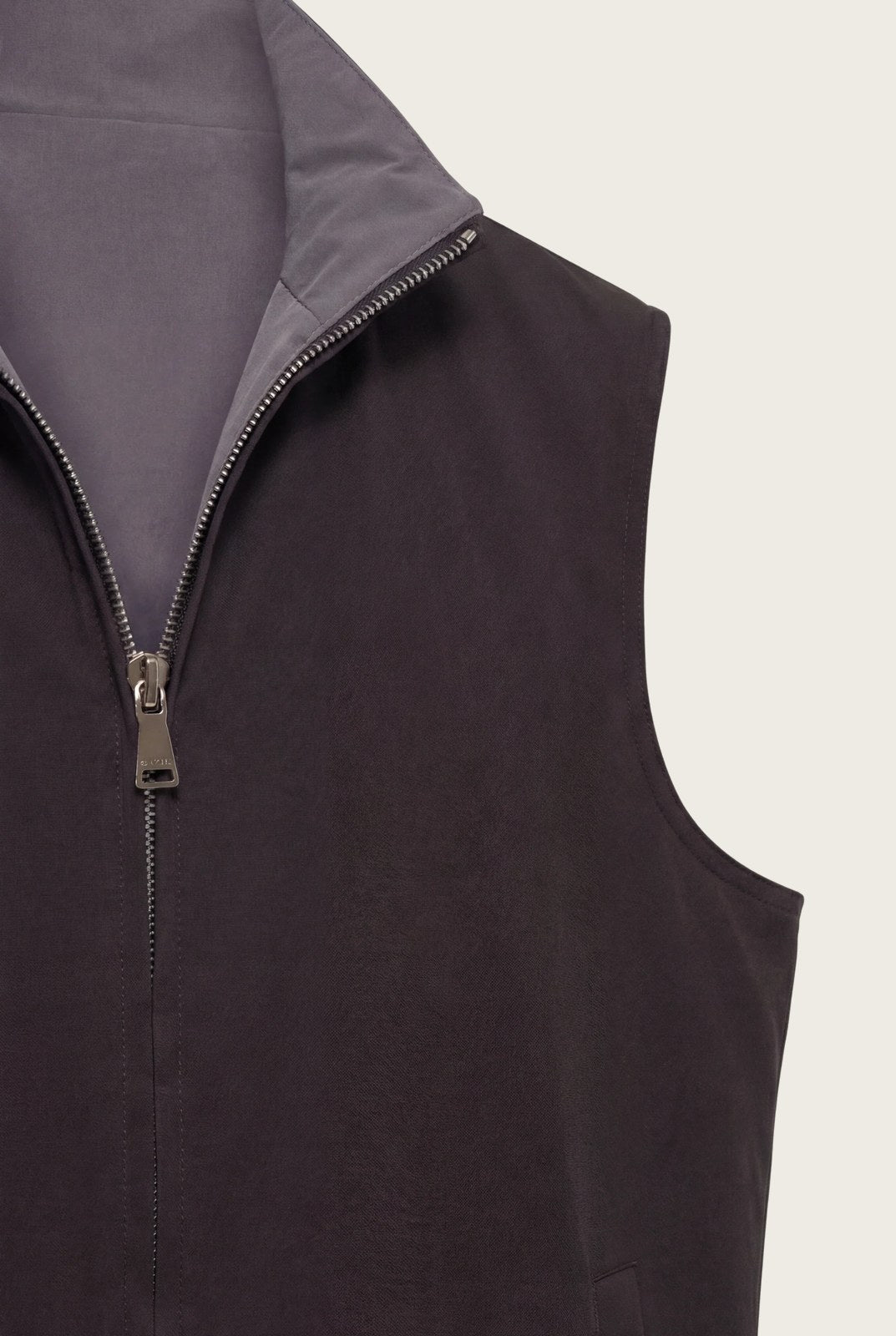 VESTE SANS MANCHE RÉVERSIBLE CAVIAR D'ANILINE Selvé Paris