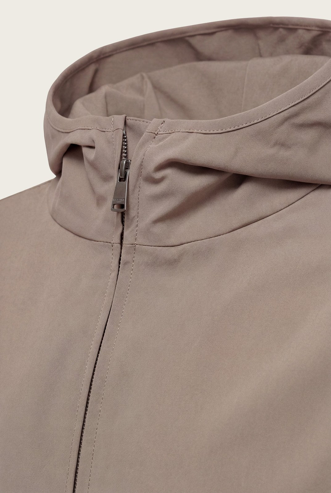 VESTE SELVÉ À CAPUCHE TAUPE DÉSERT Selvé Paris