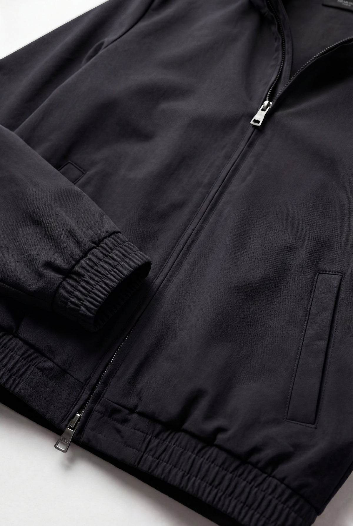 VESTE SELVÉ À CAPUCHE NOIR D'ANILINE Selvé Paris
