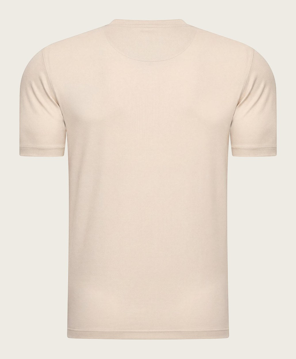 ESSENTIAL BLACK T-SHIRT