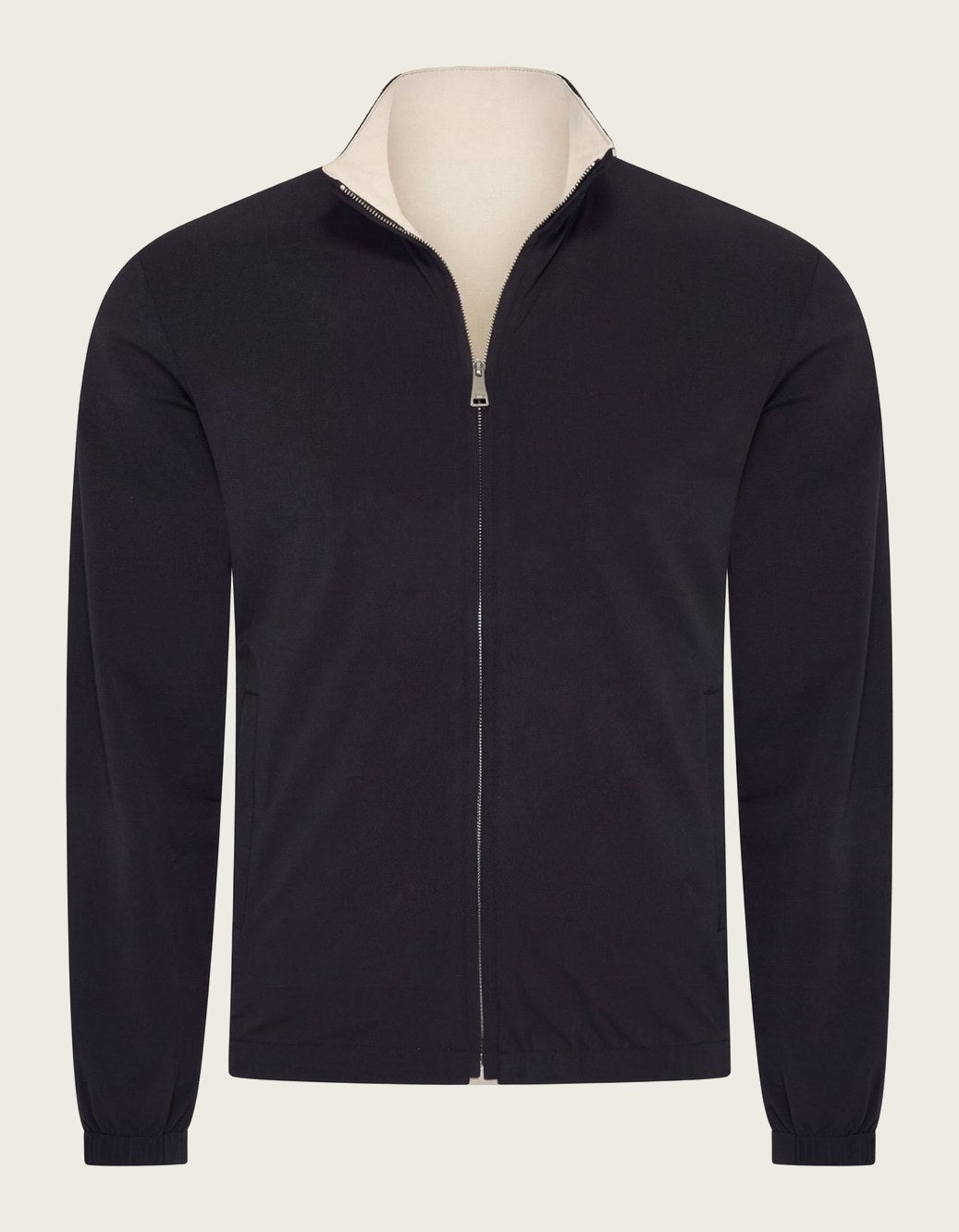 ESSENTIAL WHITE LONG-SLEEVED T-SHIRT