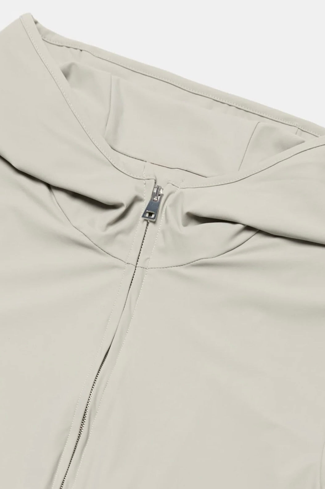 VESTE SIGNATURE À CAPUCHE BEIGE IVOIRE Selvé Paris