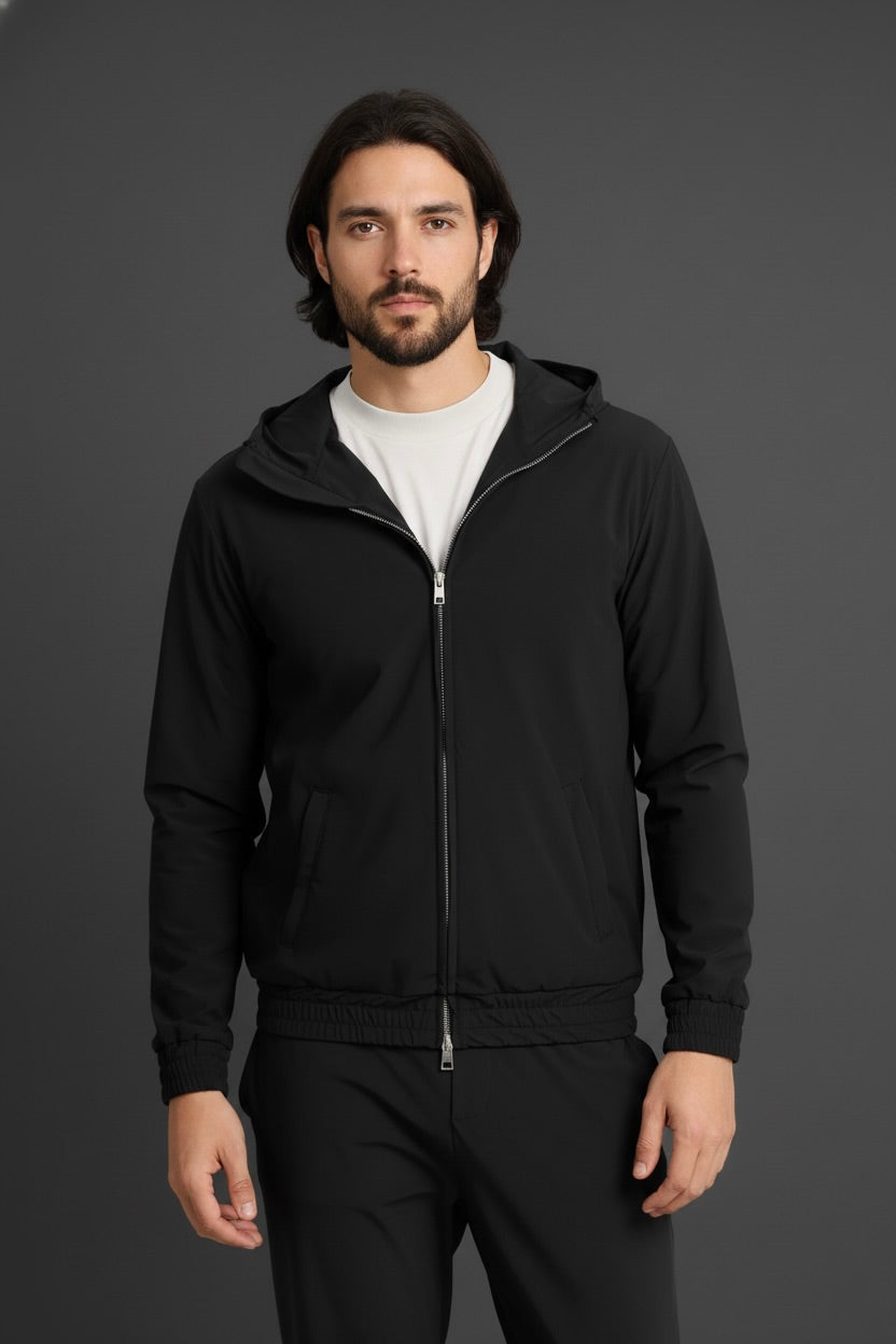 VESTE SIGNATURE À CAPUCHE NOIR Selvé Paris