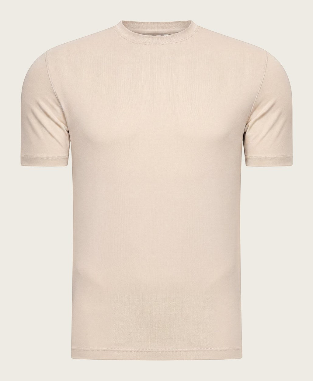 ESSENTIAL BLACK T-SHIRT