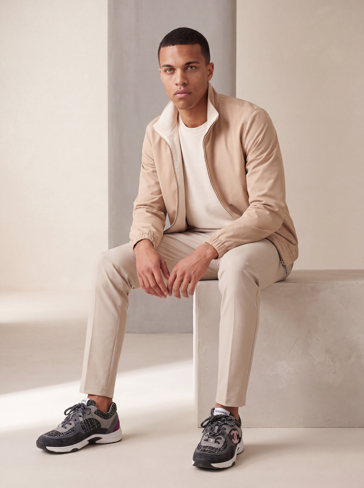 PANTALON SELVÉ SABLÉ — porté