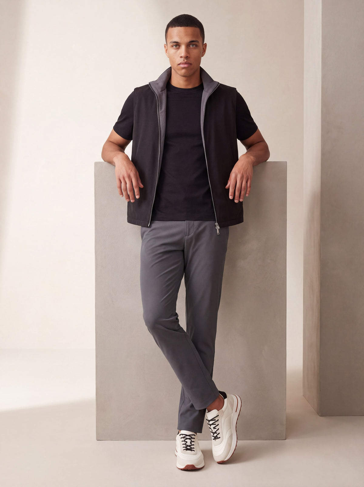 Ensemble Selvé réversible caviar d'aniline (t-shirt) — porté