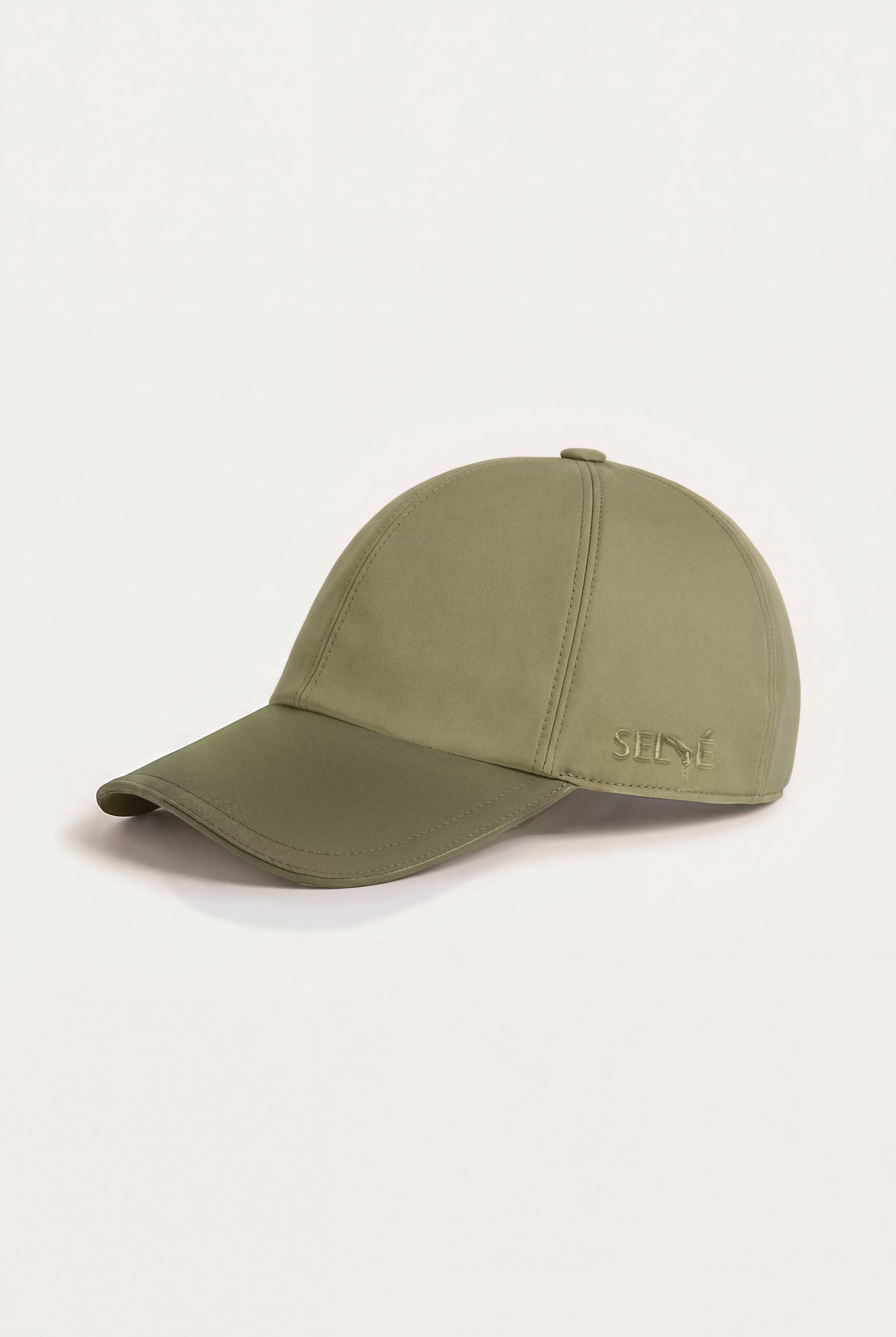 Casquette Selvé Olive de Provence, trois-quarts avant