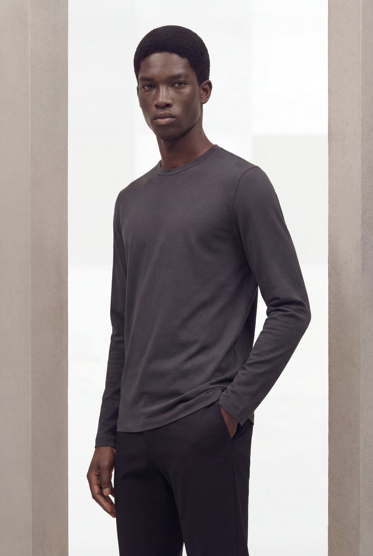 T-SHIRT À MANCHES LONGUES GRIS CAVIAR Selvé Paris