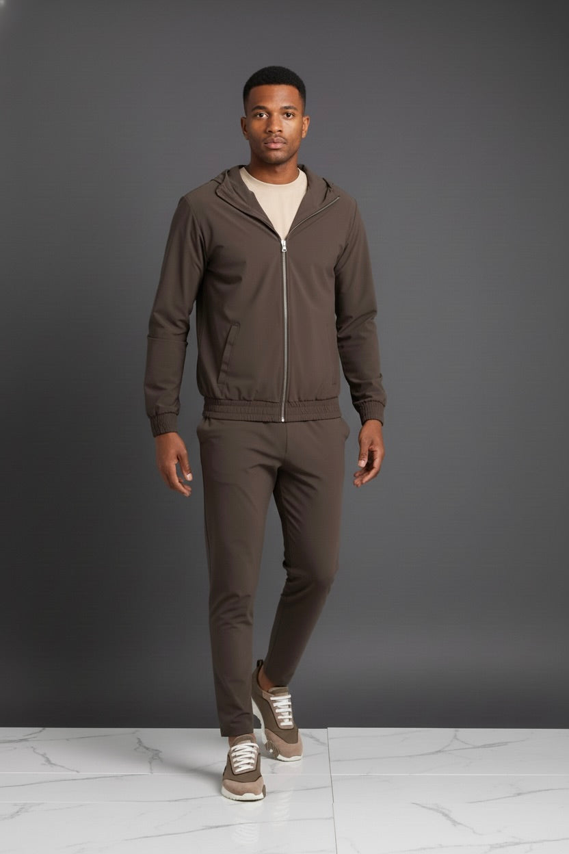 ENSEMBLE SIGNATURE À CAPUCHE MARRON Selvé Paris