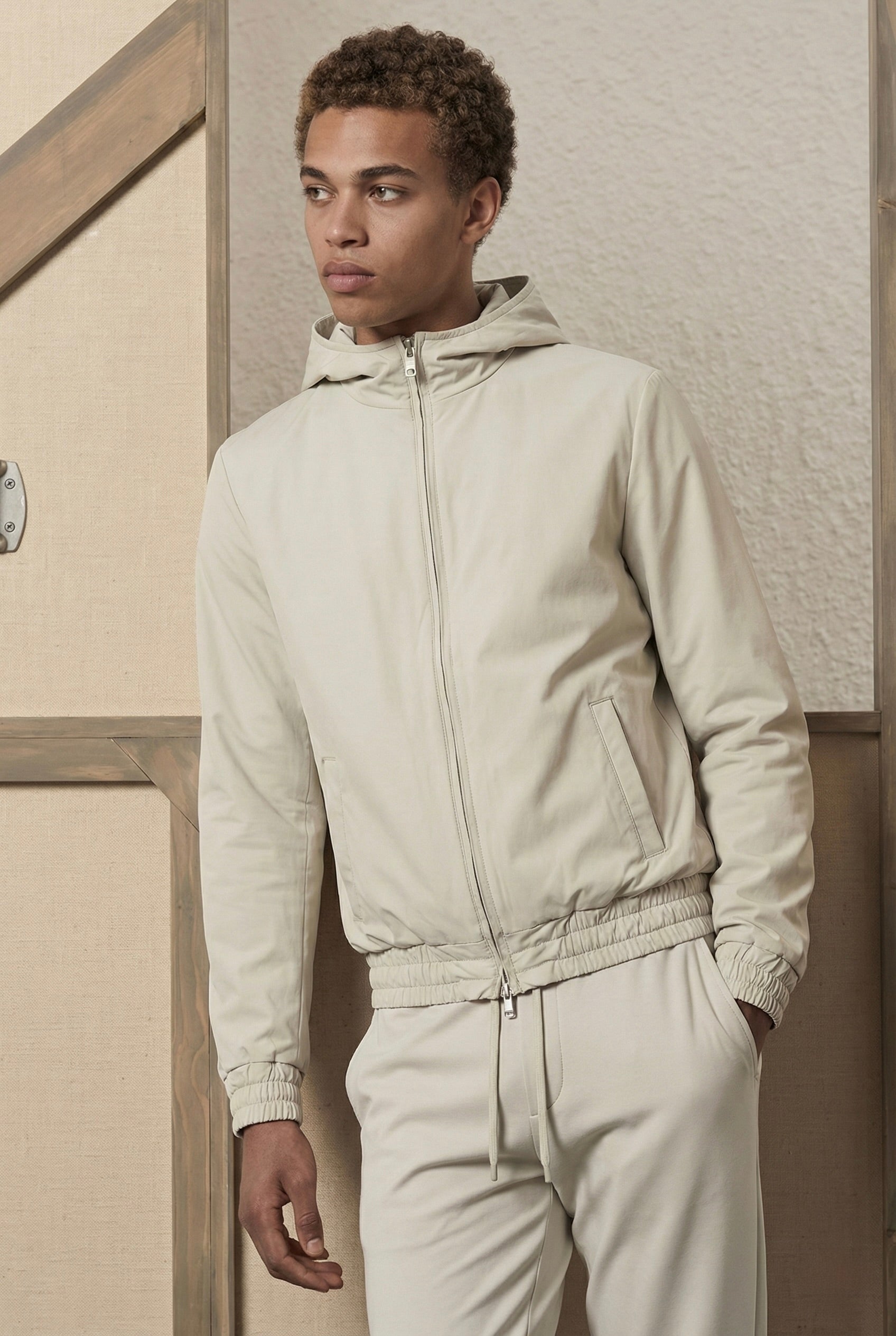 ENSEMBLE SIGNATURE À CAPUCHE BEIGE IVOIRE Selvé Paris