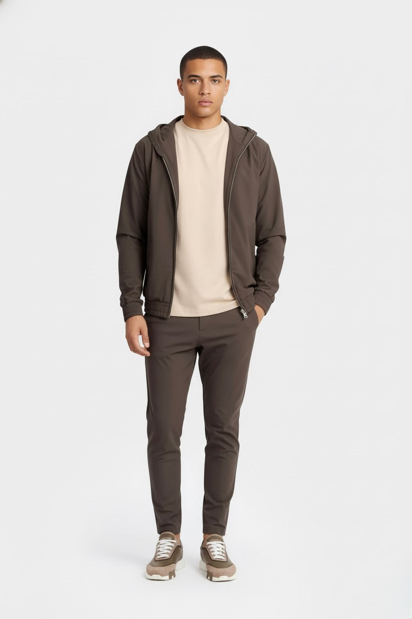 ENSEMBLE SIGNATURE À CAPUCHE MARRON Selvé Paris