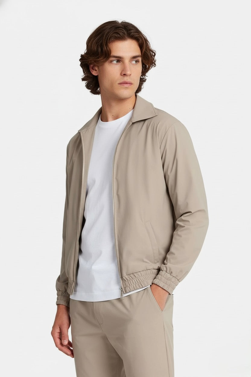 VESTE SIGNATURE À COL ZIPPÉ SABLE CHAUD Selvé Paris