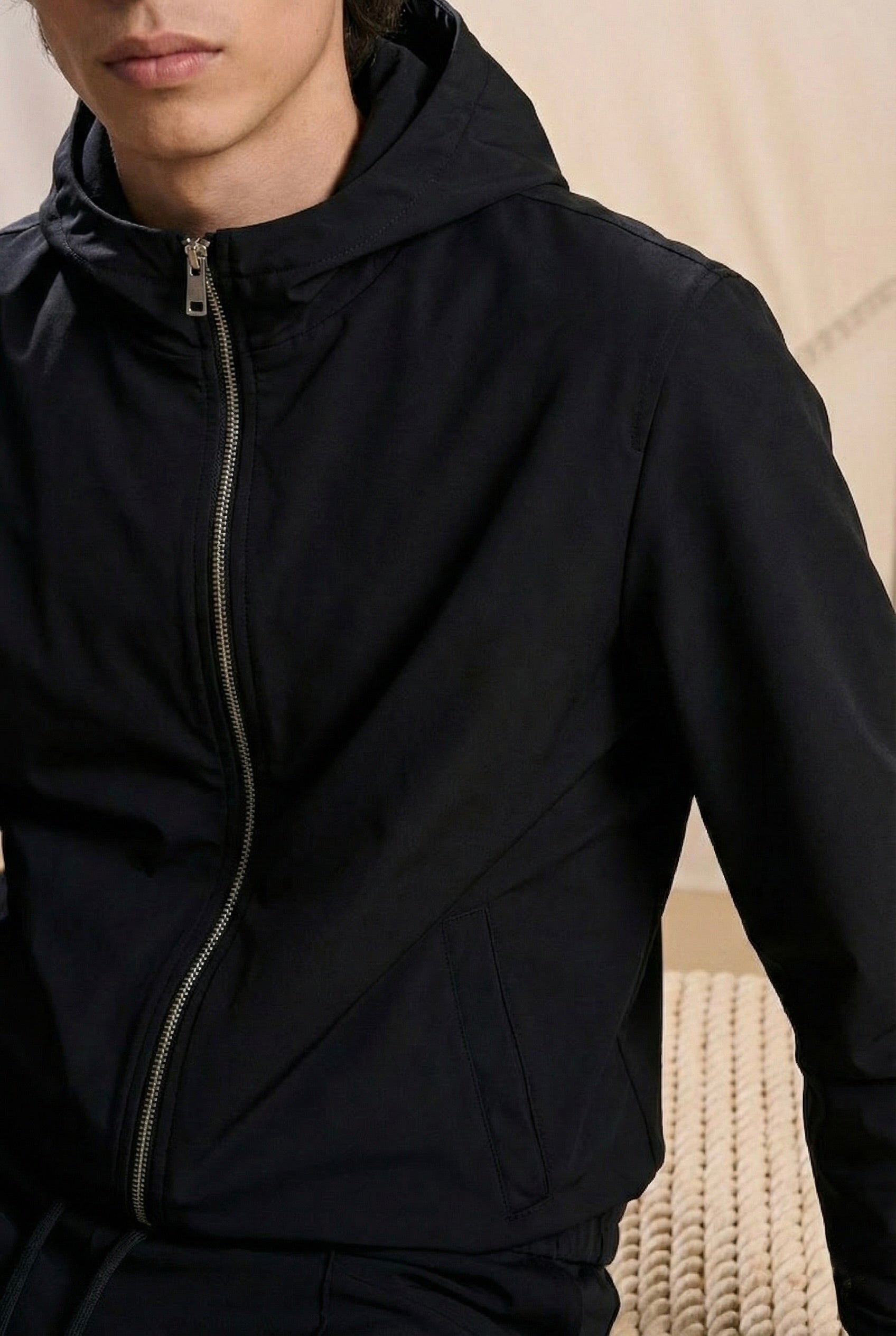 ENSEMBLE SIGNATURE À CAPUCHE NOIR NUIT Selvé Paris