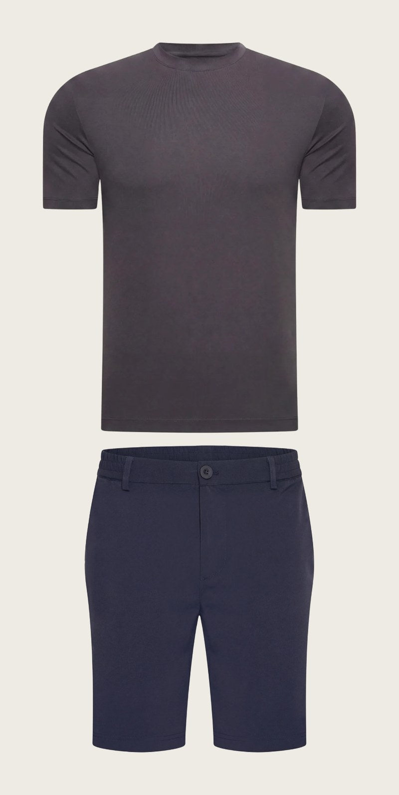 ESSENTIAL BLACK T-SHIRT