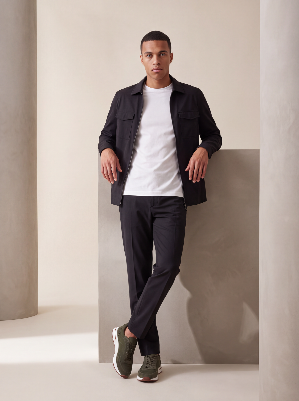 Ensemble Selvé l'architecte noir d'aniline — porté