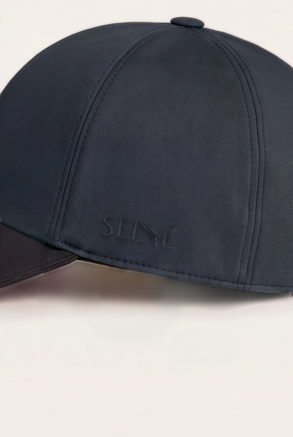Casquette Selvé Caviar d'Azul, logo brodé
